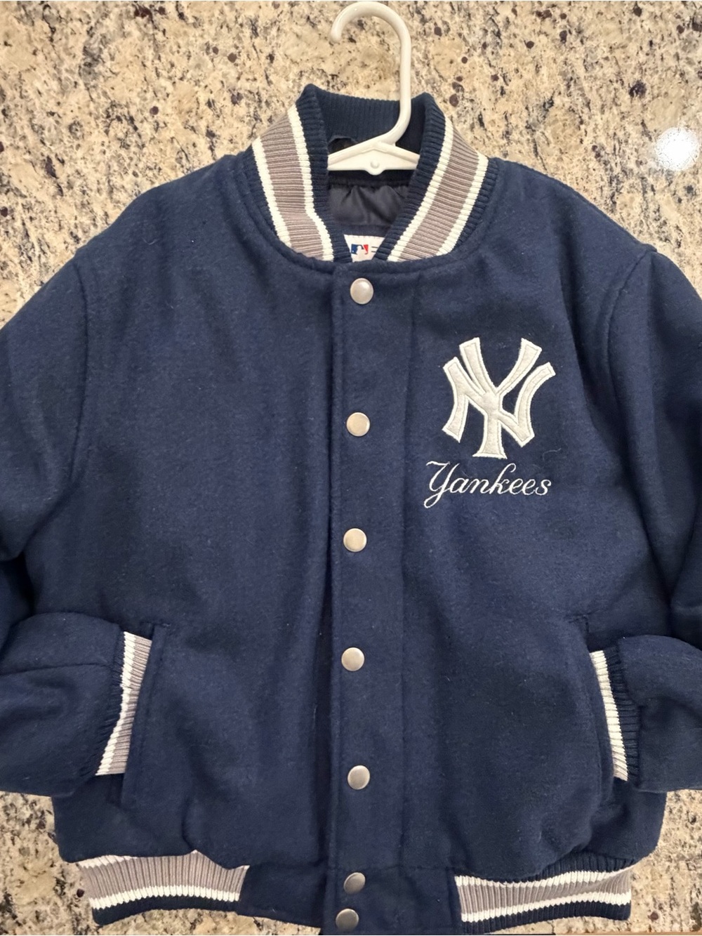 MLB Genuine Merchandise New York Yankees Youth Varsity Bomber Jacket Size M 5
